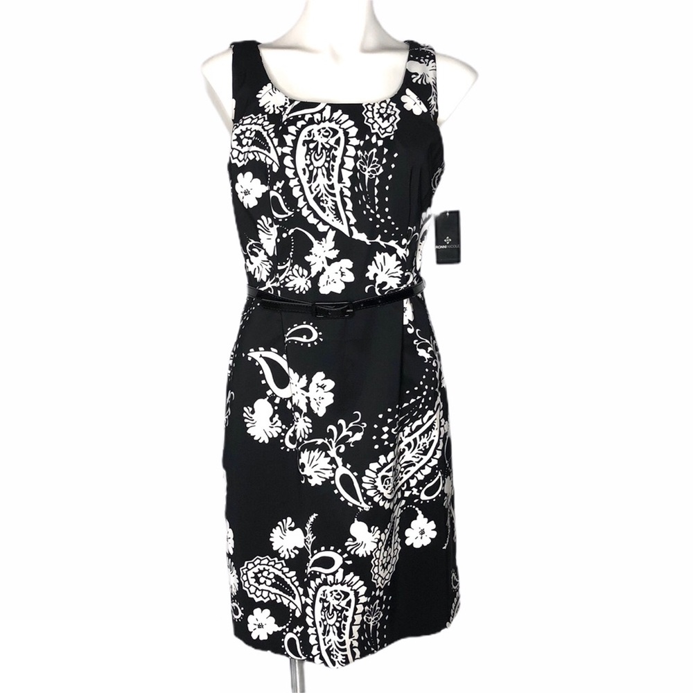 NWT Ronni Nicole Black & White Floral Sheath Dress